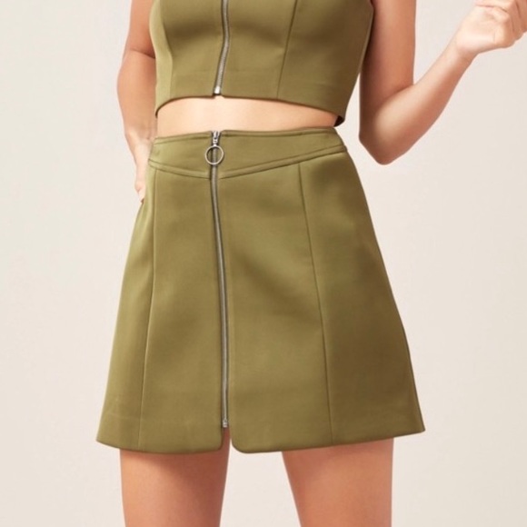 Finders Keepers Dresses & Skirts - Finders Keepers Revolve Green Satin ZIP Mini Skirt